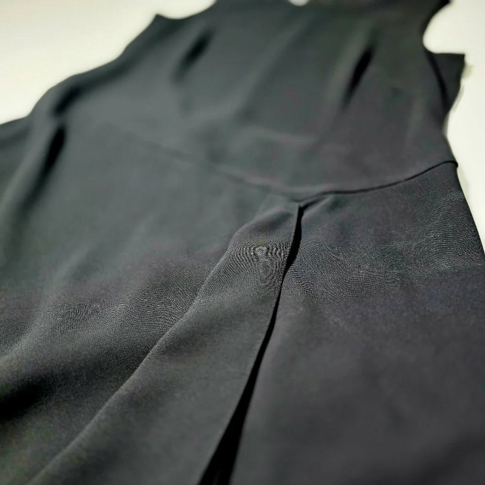 Talbots 12 Elegant Black Sleeveless Dress Ruffled Bottom & Crepe Staple Piece - Picture 8 of 13